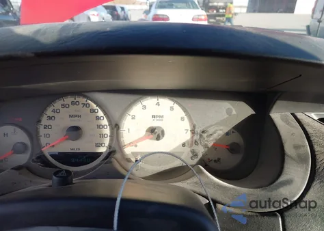 2002 Dodge Neon Sxt z USA, uszkodzony, nr VIN 1B3ES56CX2D648814